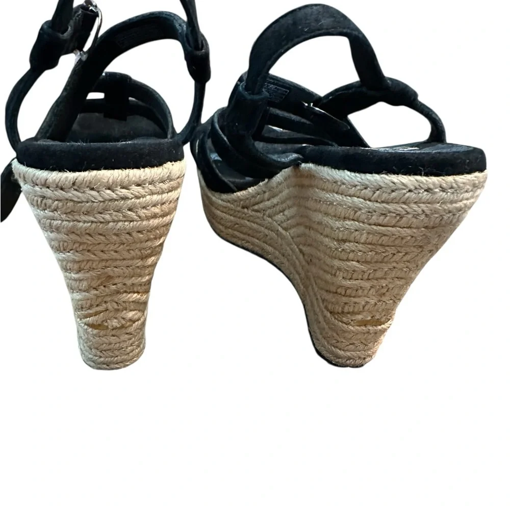 UGG stylish black